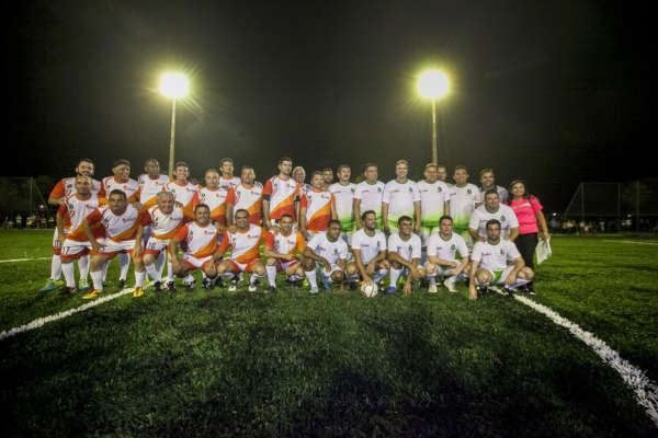 População de Russas recebe areninha do Governo do Ceará