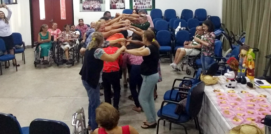 São João estimula troca de experiências entre pacientes no CIDH