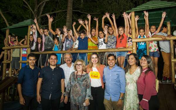 Governo do Ceará inaugura 71ª brinquedopraça em Pacoti