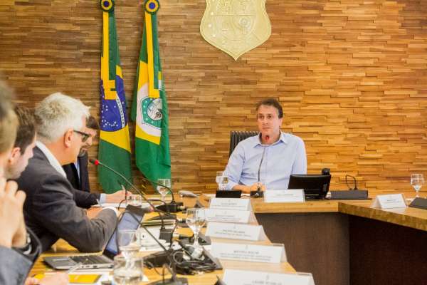 Governo do Ceará e Agência Francesa de Desenvolvimento se reúnem para discutir projetos para o Estado