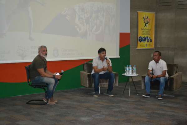 Desportistas falam sobre suas trajetórias em palestra na Sejuv