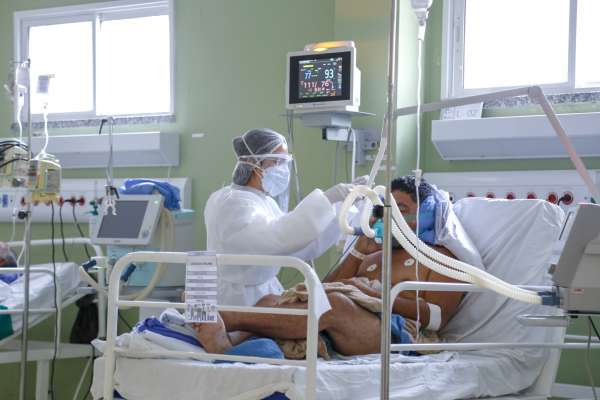 Com abertura histórica de leitos, Rede Sesa instala e mantém unidades de UTI; MS dá ajuda de custo