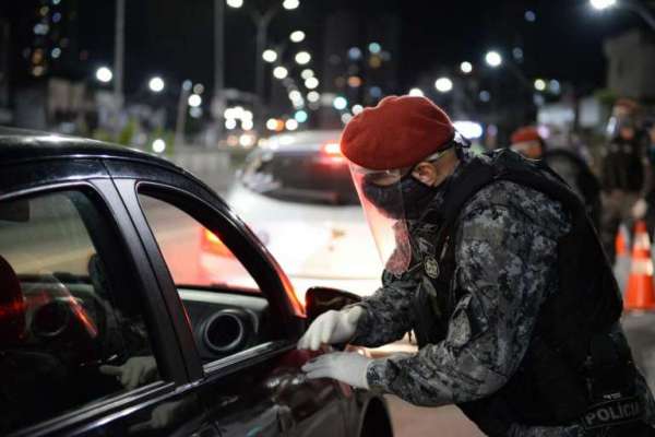 Fiscalizações são intensificadas para cumprimento de medidas de isolamento no Ceará