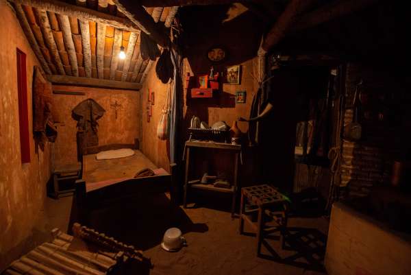 Museu da Cultura Cearense realiza revisitação virtual à recém-renovada exposição Vaqueiros, neste sábado (27)