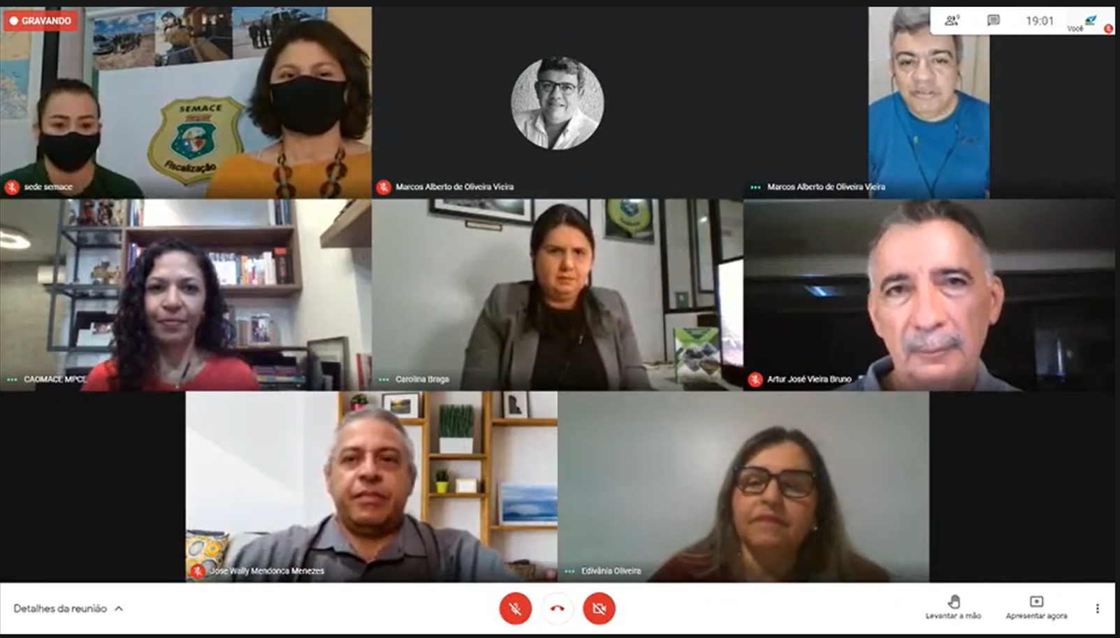 Livro de 10 anos de fiscalização da Semace é lançado durante edição do “Diálogos Ambientais”