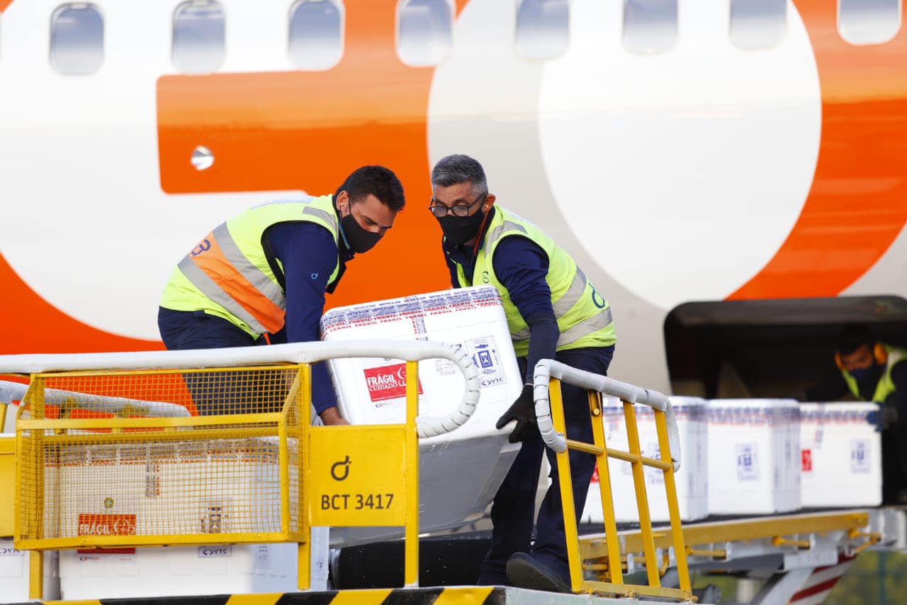 Ceará recebe 13º lote de vacinas e aplicação da primeira dose em algumas cidades será retomada