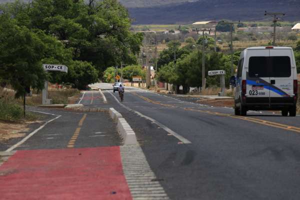 Operadores de fretamento e turismo terão licenças prorrogadas por 120 dias
