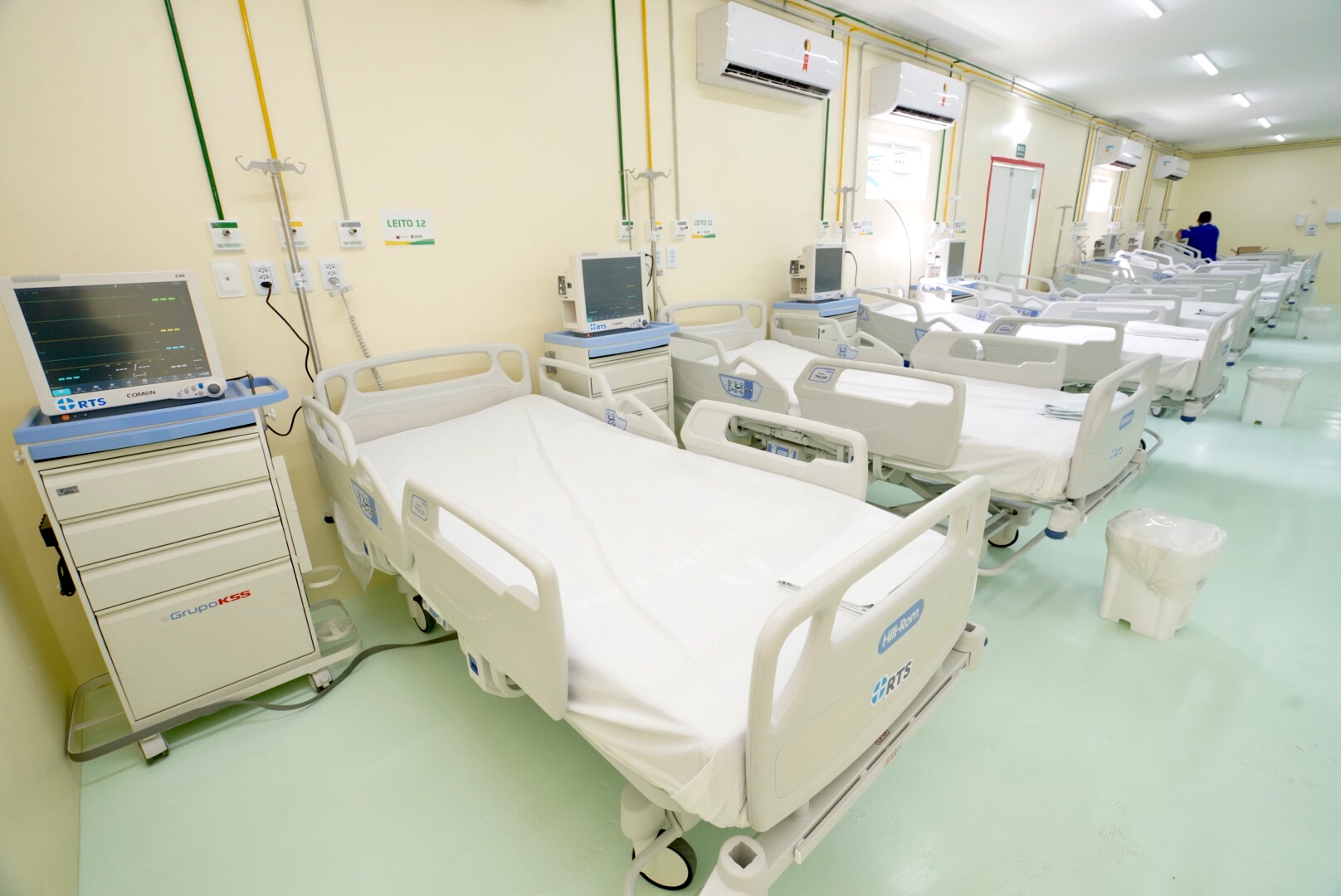 Governo do Ceará entrega mais 15 leitos de UTI no Hospital de Messejana