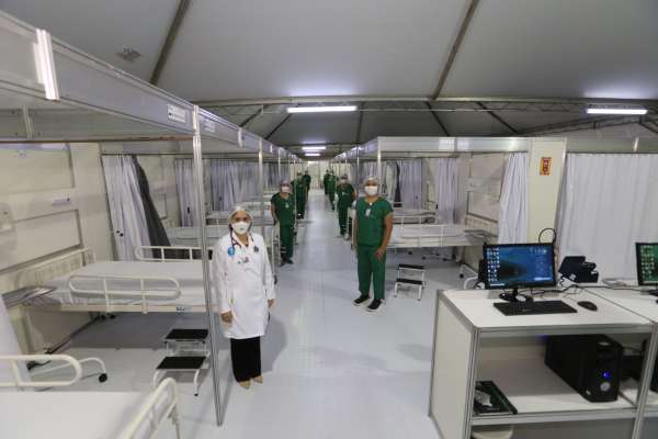 Entrega de 50 leitos de enfermaria em Juazeiro do Norte amplia capacidade de atenção a pacientes com Covid no HRC