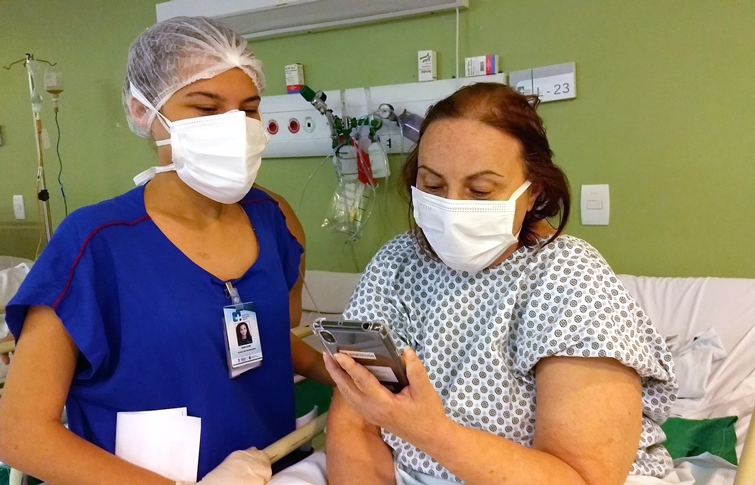 Boletim médico, plantão informativo e acolhimento familiar: as três estratégias de contato com parentes de internados no HRN