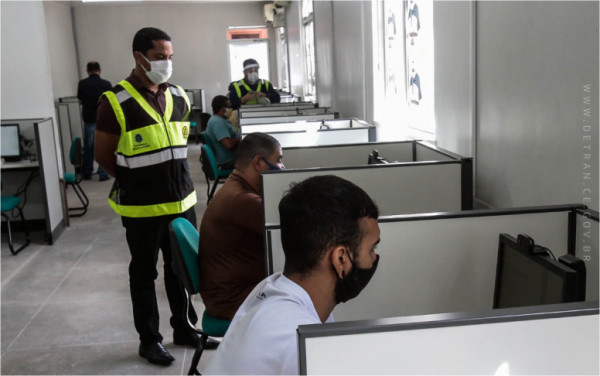 Detran-CE intensifica realização de exames teóricos em postos da Capital