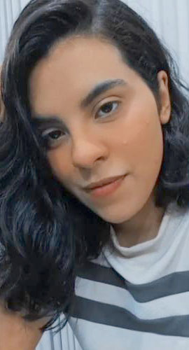 Aluna do 4º semestre em Matemática tem dois artigos publicados na mesma semana