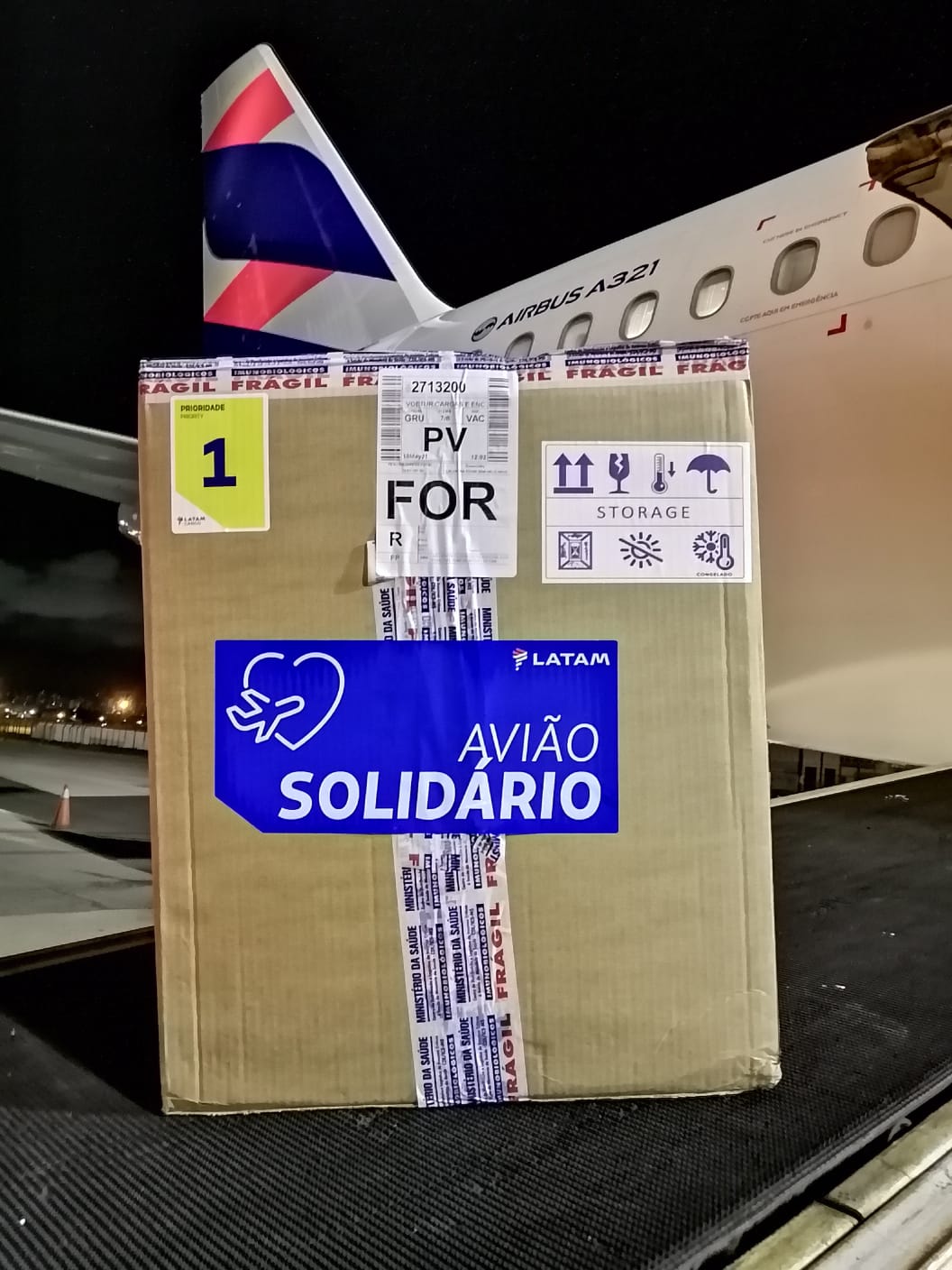 Ceará recebe 27ª remessa de vacinas contra a Covid para continuidade da Fase 3 de Imunização