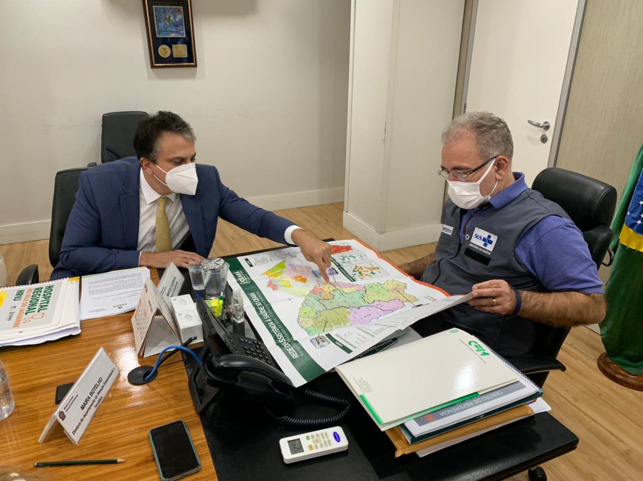 Em reunião presencial com ministro da Saúde, governador pede habilitação do Hospital do Vale do Jaguaribe e envio de mais vacinas ao Ceará