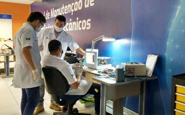 ESP/CE assina termo de cooperação com Senai para novas ações da Central de Ventiladores Mecânicos