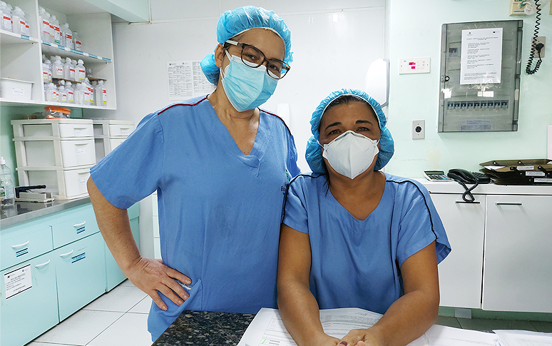 Vidas que cuidam de vidas: profissionais da Enfermagem são símbolo de força e amor