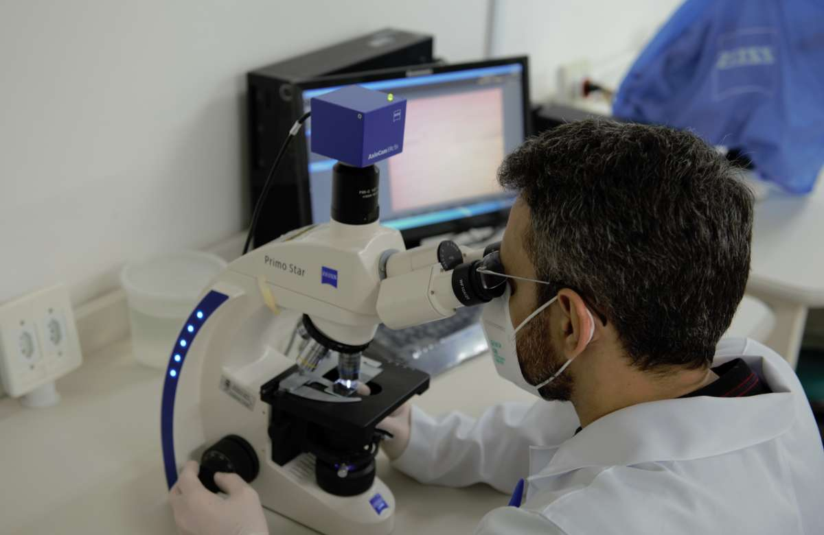 O farmacêutico bioquímico e sua atuação na análise laboratorial forense na Pefoce