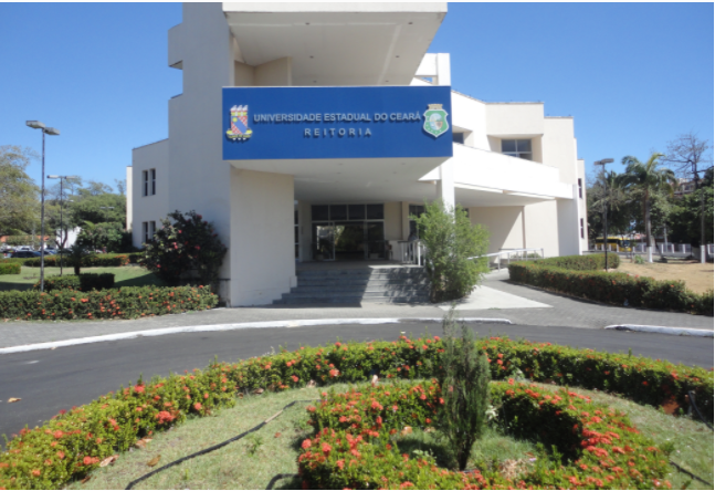 Uece e Senac assinam termo de cooperação técnico-científica