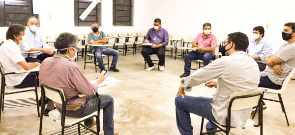 Centec, Secitece e Prefeitura de Quixeramobim articulam criação de novo curso técnico em Leite e Derivados