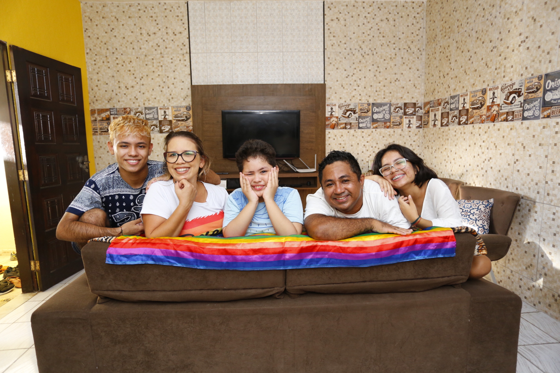 “Este movimento não é só sobre aceitar nossos filhes. É sobre construirmos uma sociedade que respeite a diversidade”