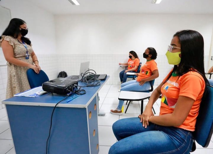 Vice-Governadoria do Ceará apresenta números do Virando o Jogo para grupo gestor do Programa Superação