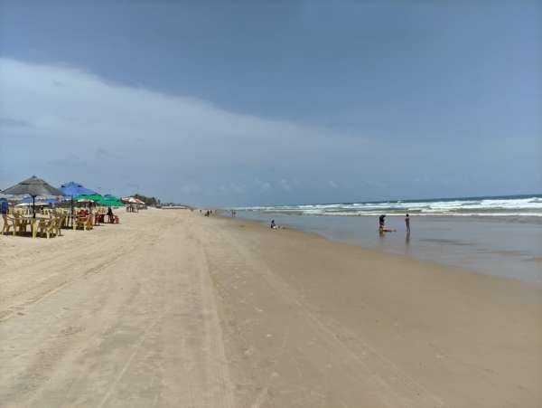 Balneabilidade: sobe para 12 o número de praias próprias na capital fortalezense