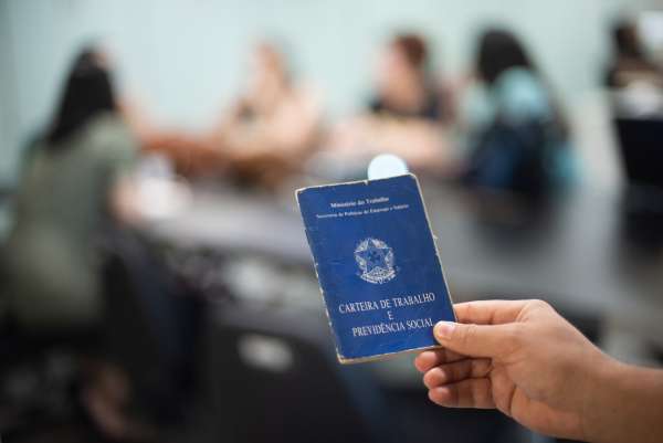 Iniciativa pioneira do Governo do Ceará, o Programa Mais Empregos é aprovado na Assembleia Legislativa