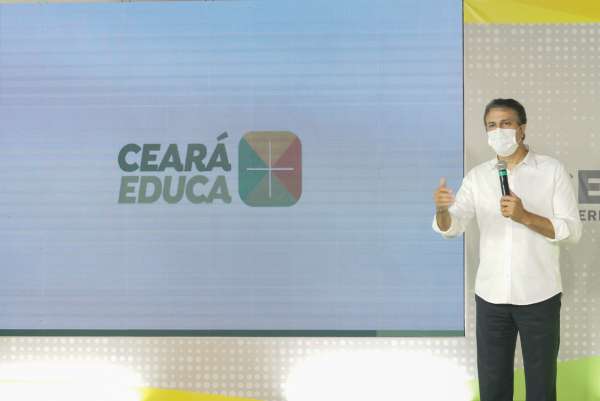 Aprendizagem dos estudantes cearenses será fortalecida com Programa Ceará Educa Mais