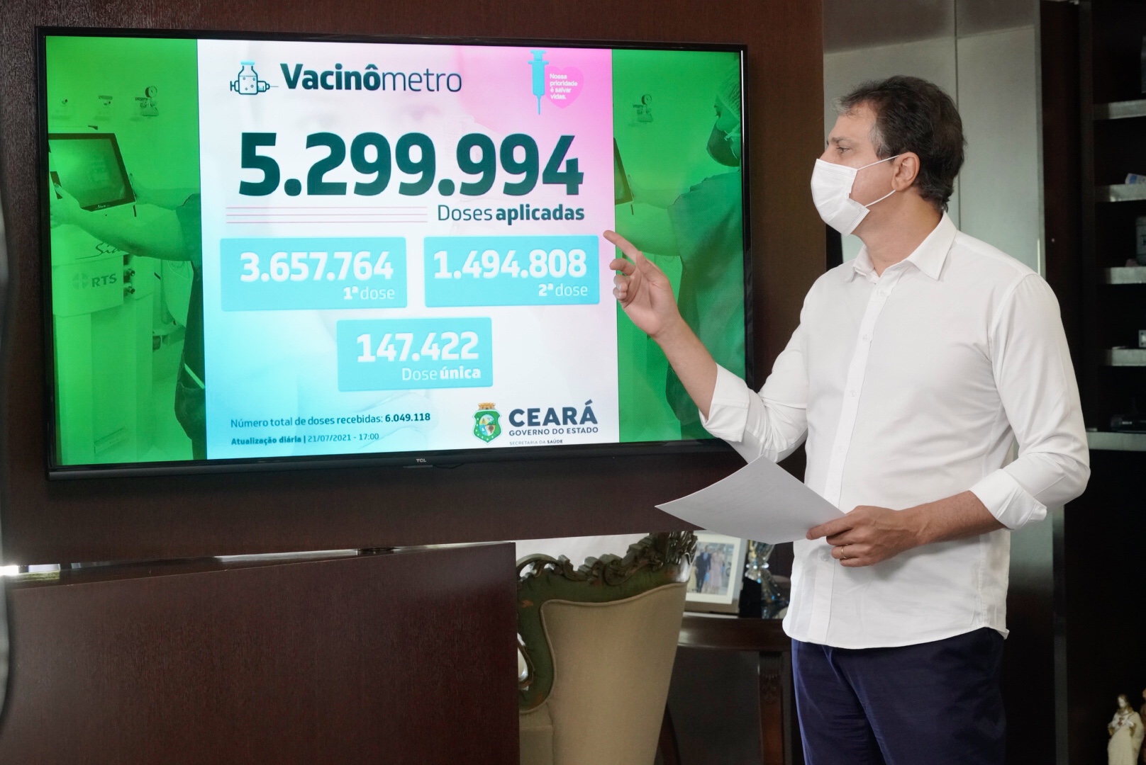 Novo decreto amplia capacidade máxima de eventos e estende horário de restaurantes