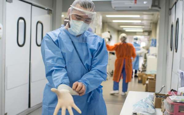 “Pandemia – acesso restrito”: série documental revela atuação de profissionais da Saúde contra a Covid-19 no Ceará