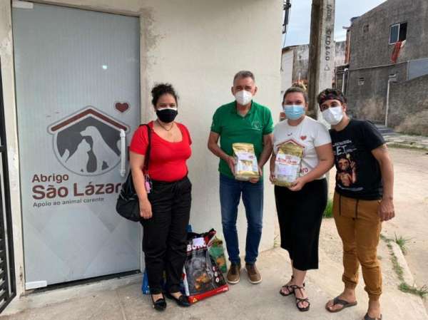 Sema entrega ração ao Abrigo São Lázaro