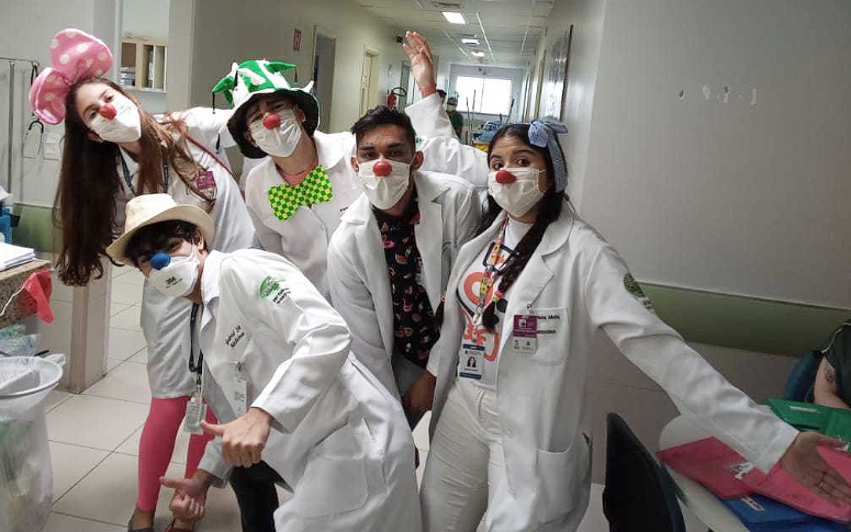 Crianças internadas no HRN voltam a receber a alegria do ‘Projeto Riso’ a partir de julho