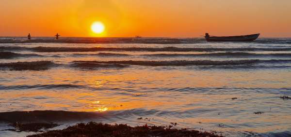 Balneabilidade da Semace: 48 praias do Estado estão próprias para banho