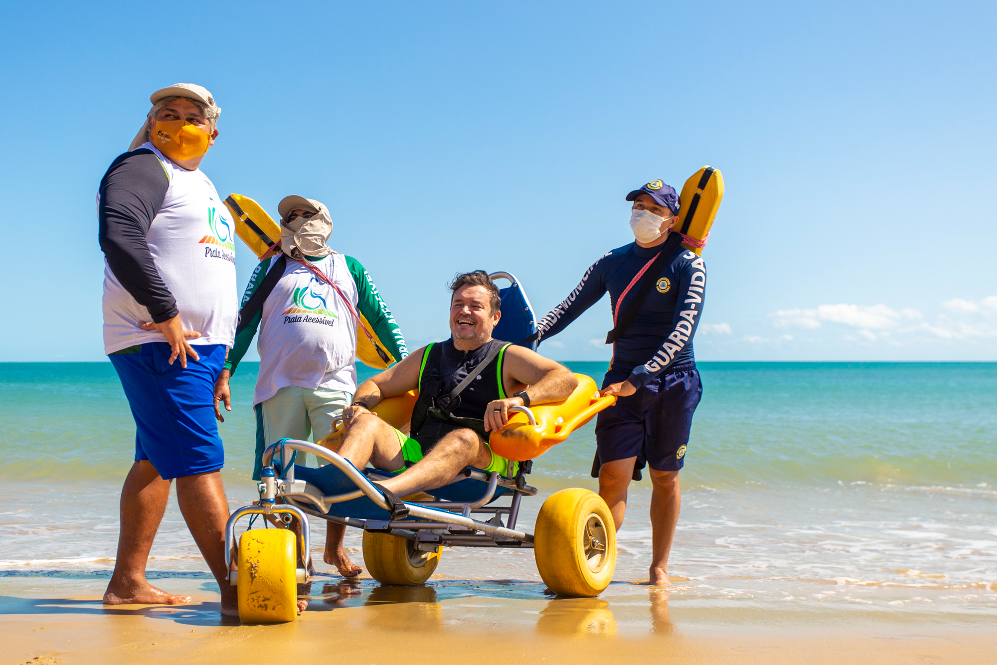 Praia Acessível se consolida como espaço inclusivo de lazer e socialização