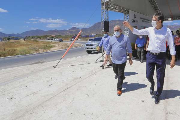 Governo do Ceará entrega duplicação do Contorno de Itapipoca e autoriza mais investimentos para rodovias no município