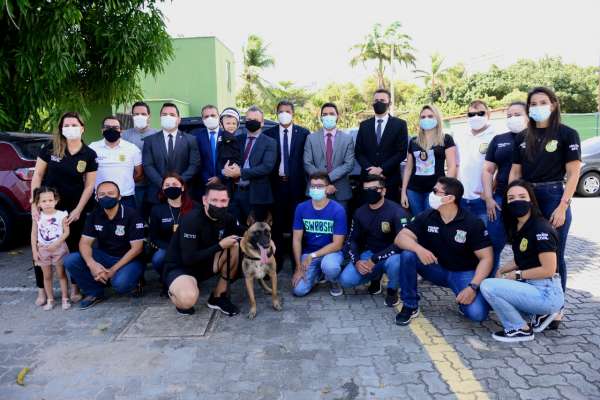 Polícia Civil recebe visita de garotinho de seis anos que sonha ser policial civil