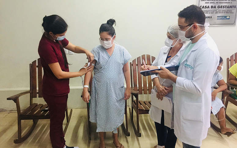 O papel dos profissionais da Nutrição na promoção do bem-estar físico, mental e social de pacientes, acompanhantes e colaboradores