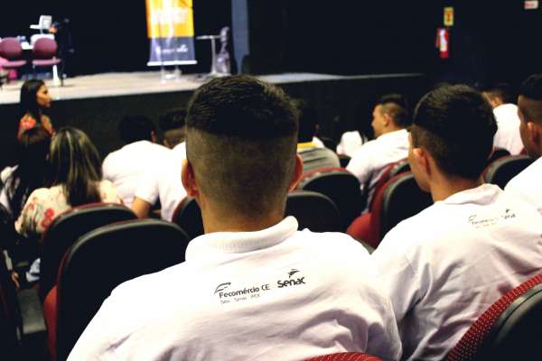 Seas e Prefeitura de Fortaleza selam parceria para beneficiar 750 jovens