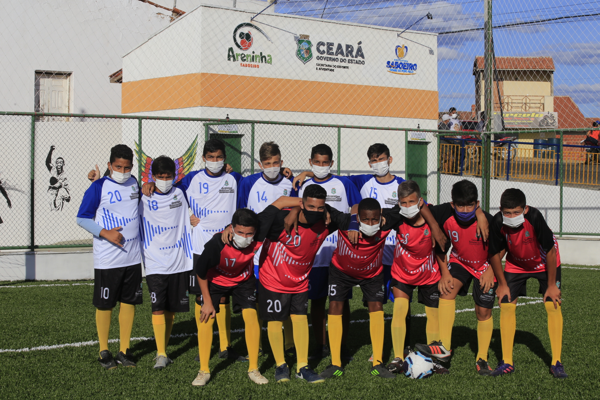 Governo do Ceará entrega areninhas de Frecheirinha, Quiterianópolis, Bela Cruz e Saboeiro