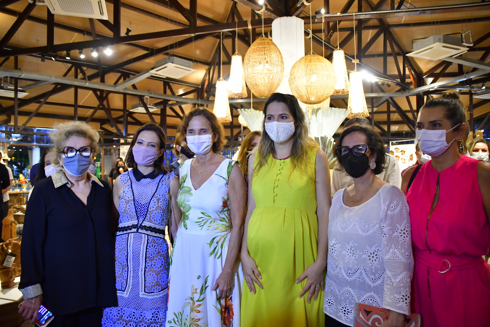 Valorização do artesanato: Loja CeArt na Praça Luiza Távora, em Fortaleza, é reinaugurada