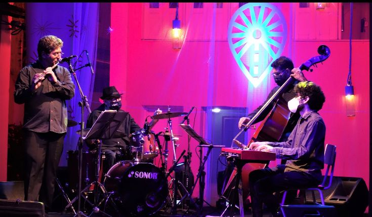 Cineteatro São Luiz retorna programação presencial de espetáculos musicais com “Cuidar de Nós” da banda Marimbanda