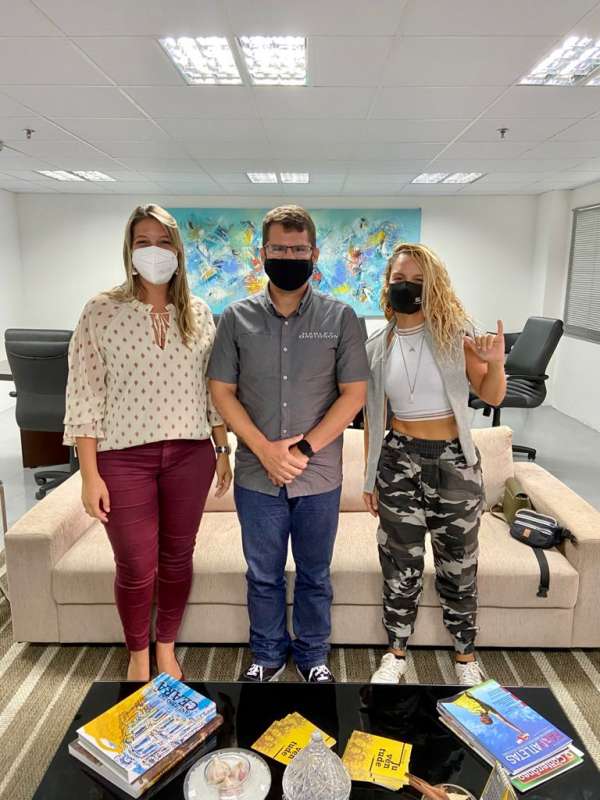 Sejuv estuda a realização do Campeonato Feminino de Surfe