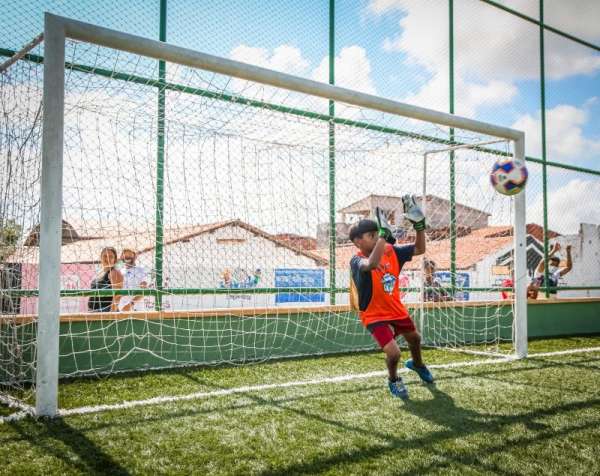 Areninhas recebem o primeiro dia de aula do projeto Futpaz