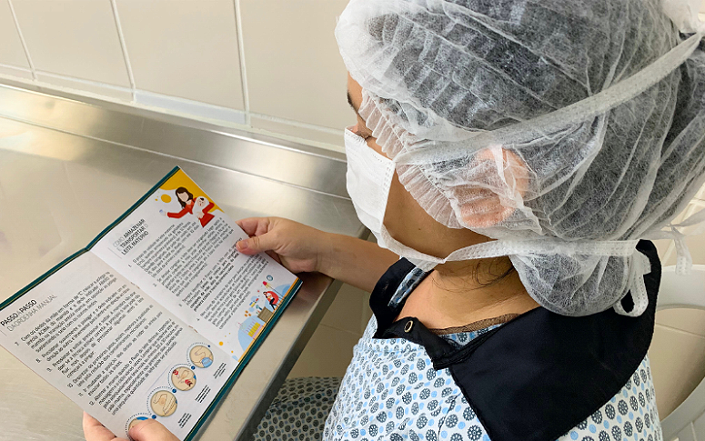 HGWA lança cartilha para orientar mães sobre importância do leite materno