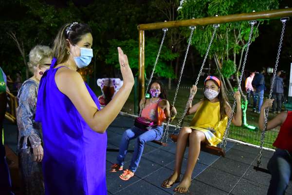 Parque do Cocó – Área Adahil Barreto ganha mais um atrativo com entrega de brinquedopraça