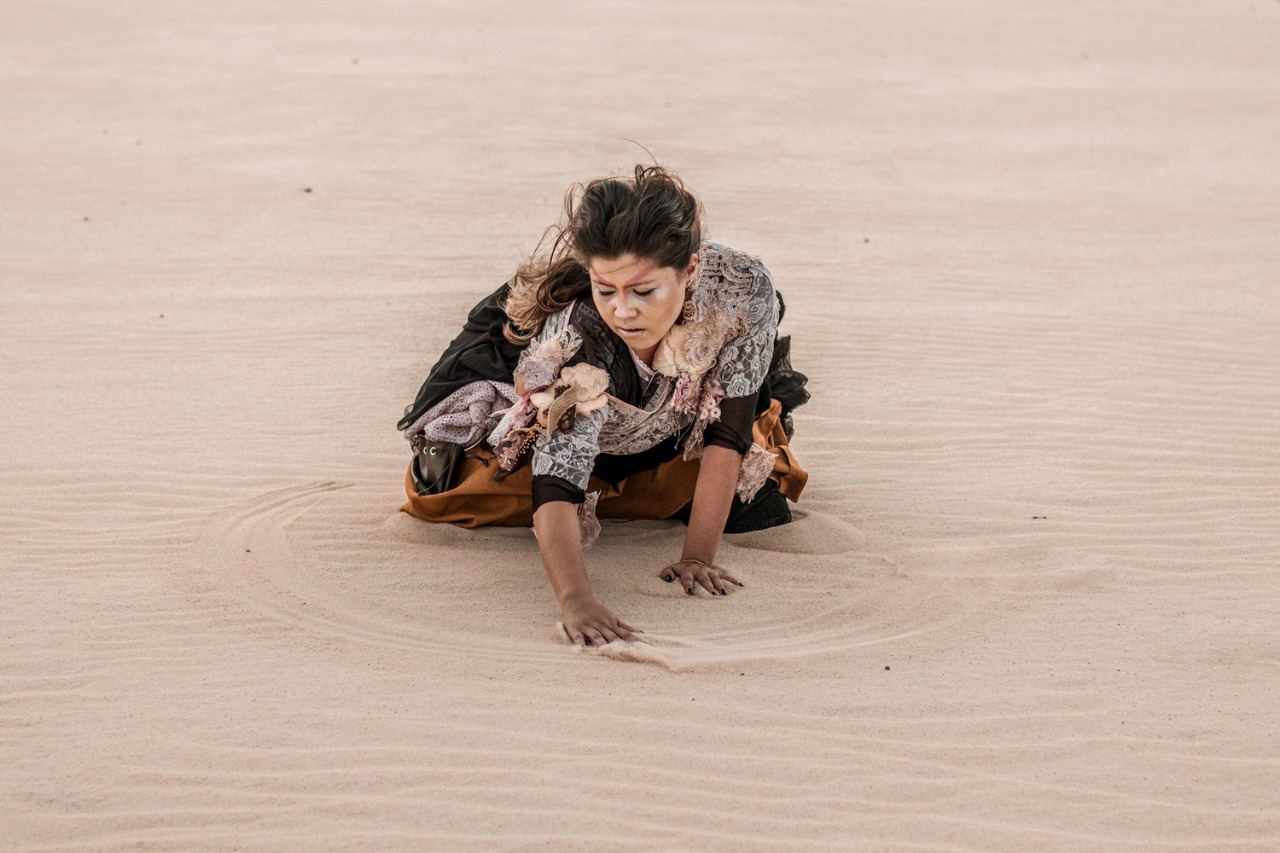 Espetáculo Vídeo-Cênico “Ariadne – Cartografias de um Labirinto”, da Companhia Crisálida de Teatro, entra em cartaz na programação presencial do Cineteatro São Luiz