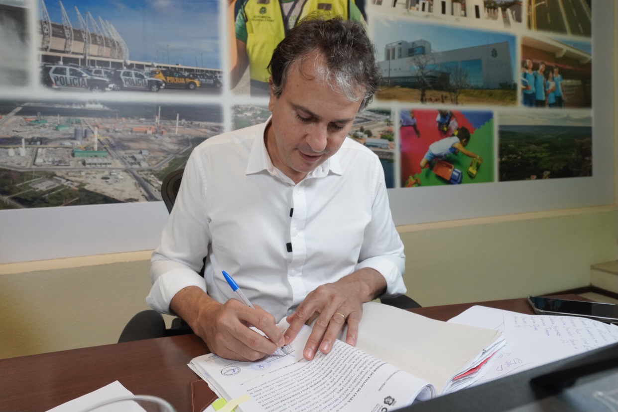 Governador anuncia nomeações de 247 novos oficiais para a Polícia Militar do Ceará