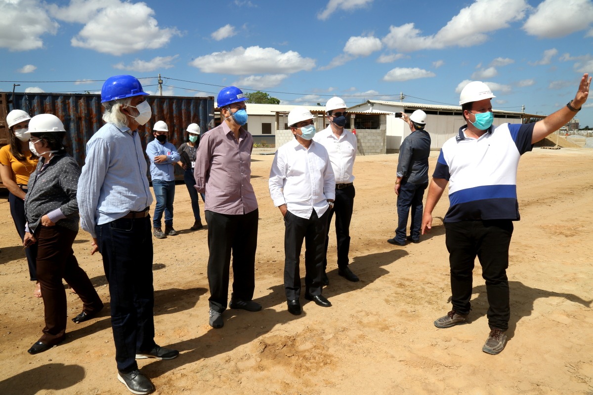 Hospital Universitário do Ceará: Secitece e Uece conferem andamento das obras