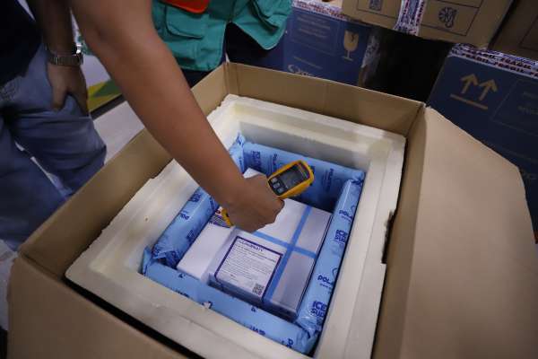 Ceará recebe mais de 149 mil doses para reforçar imunização da população contra a Covid-19