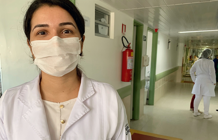 Profissionais de saúde do HGWA promovem conscientização sobre diabetes para pacientes